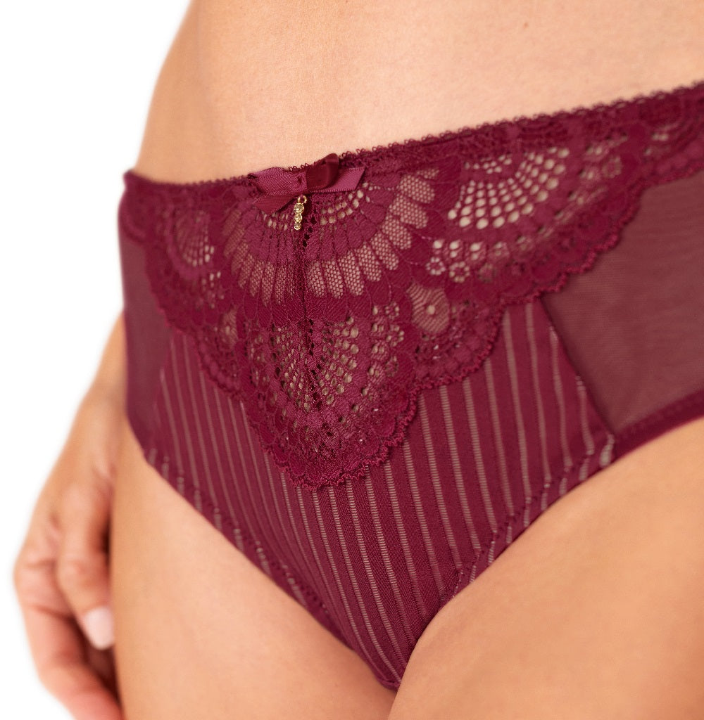 Amoena Karolina Voorgevormde Prothese BH 45023 rood/nude